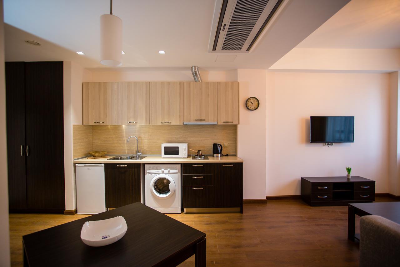 Welcome City Center Apartments Ереван Екстериор снимка