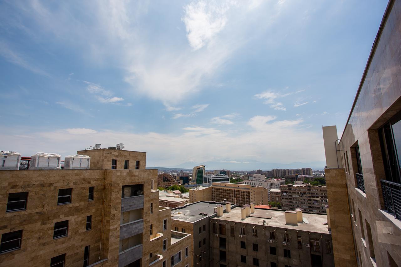 Welcome City Center Apartments Ереван Екстериор снимка