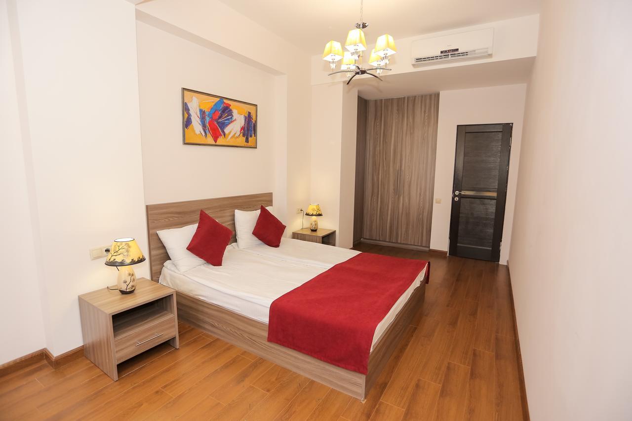 Welcome City Center Apartments Ереван Екстериор снимка