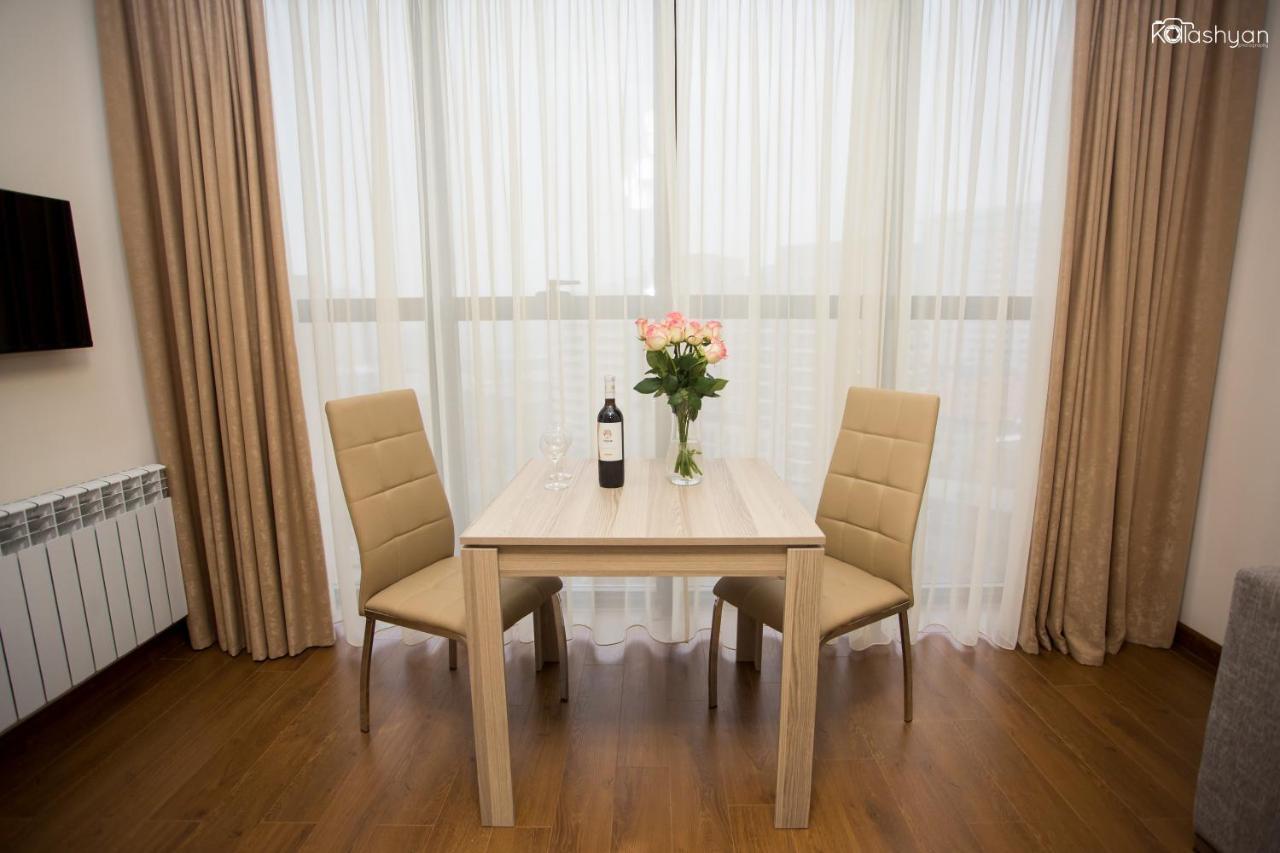 Welcome City Center Apartments Ереван Екстериор снимка