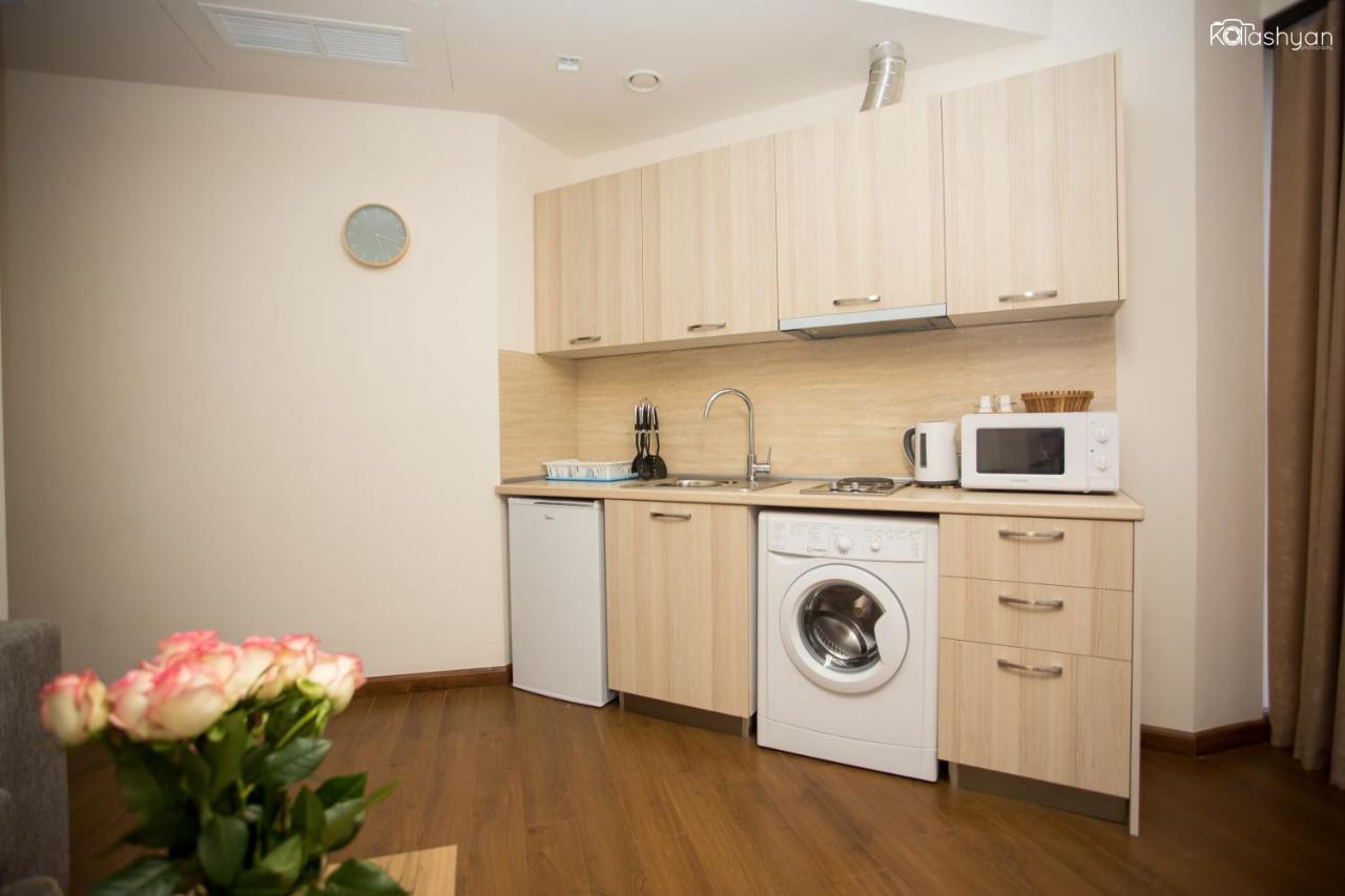 Welcome City Center Apartments Ереван Екстериор снимка