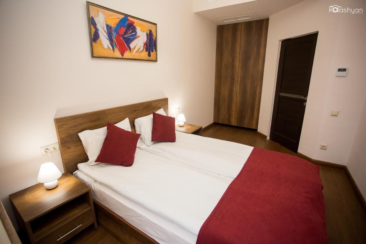 Welcome City Center Apartments Ереван Екстериор снимка