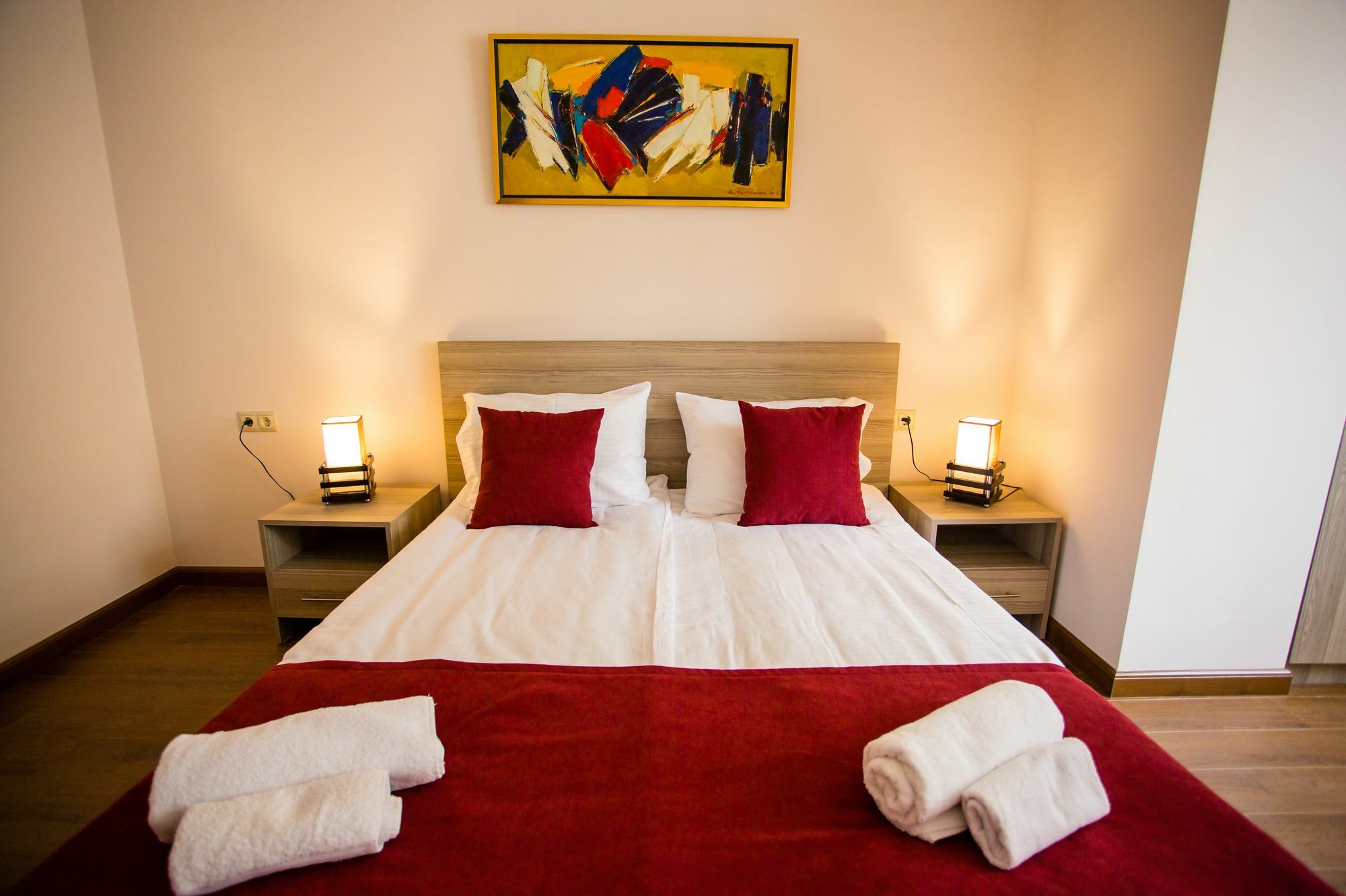 Welcome City Center Apartments Ереван Екстериор снимка