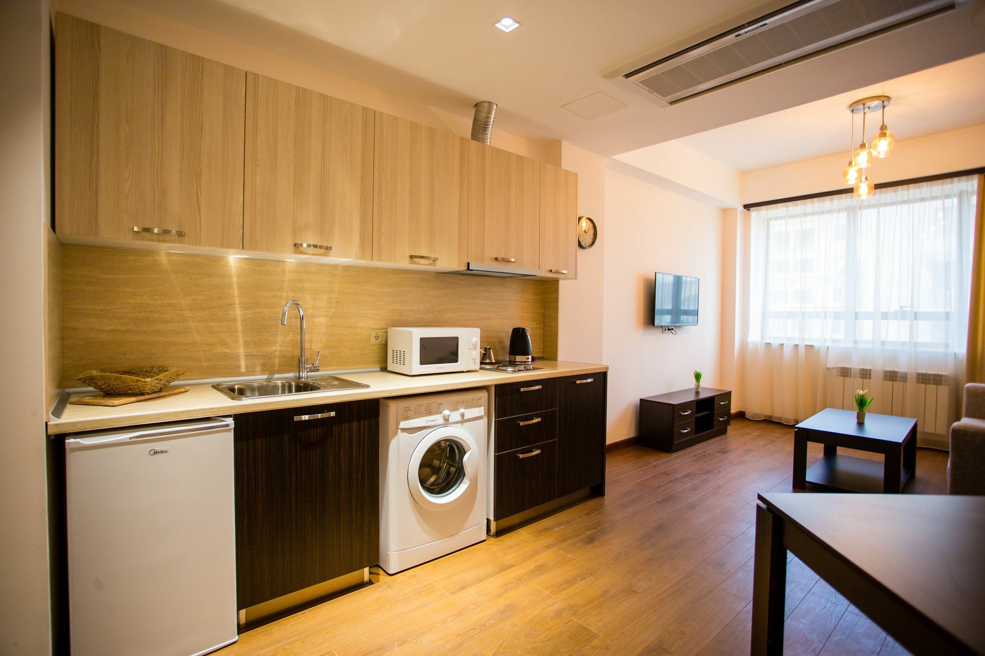 Welcome City Center Apartments Ереван Екстериор снимка